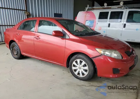 2010 Toyota Corolla Base z USA, uszkodzony, nr VIN 2T1BU4EE3AC354109